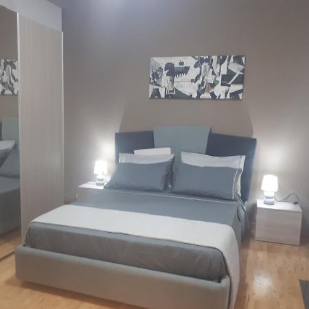 Central House Daire Caserta Dış mekan fotoğraf